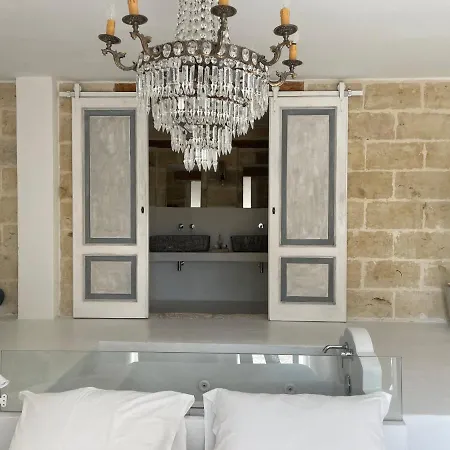 Relais Grottone Oda ve Kahvaltı Ostuni