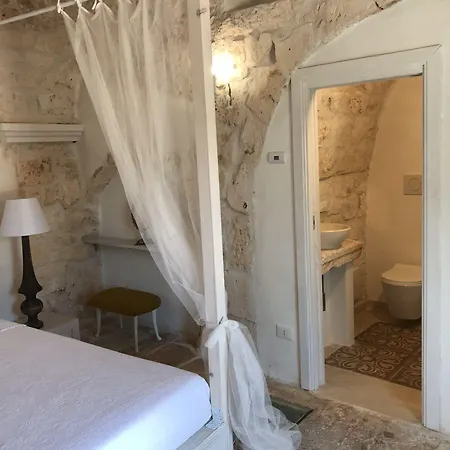 Relais Grottone Oda ve Kahvaltı Ostuni