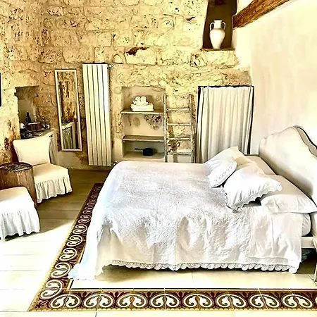 Relais Grottone Остуни