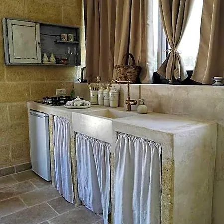 Relais Grottone Остуни