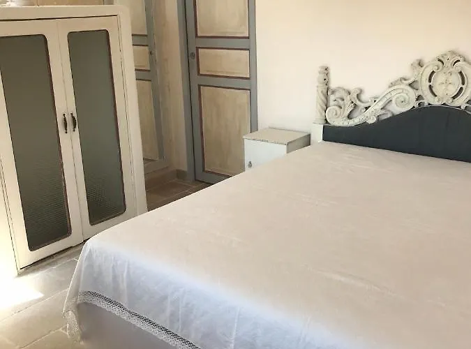 Relais Grottone לינה וארוחת בוקר אוסטוני