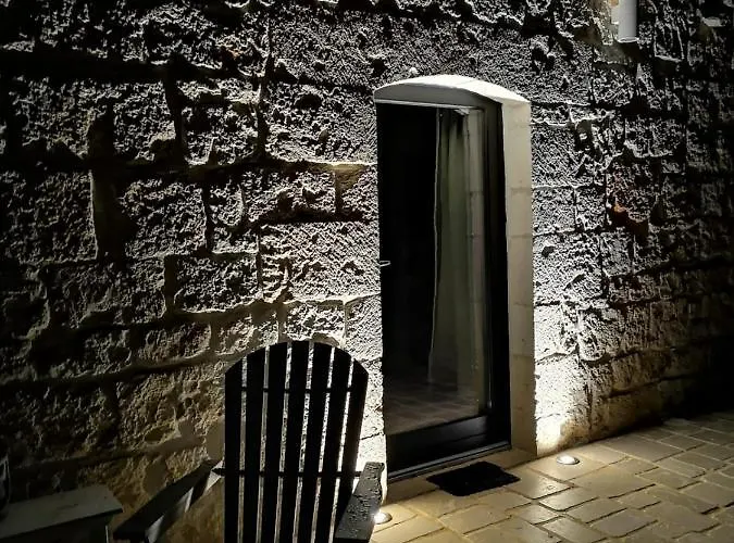 לינה וארוחת בוקר Relais Grottone 4*