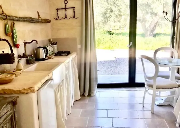 Relais Grottone 4* אוסטוני