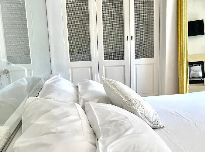 Relais Grottone לינה וארוחת בוקר