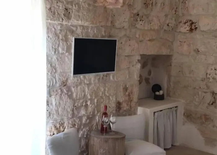 Relais Grottone לינה וארוחת בוקר אוסטוני